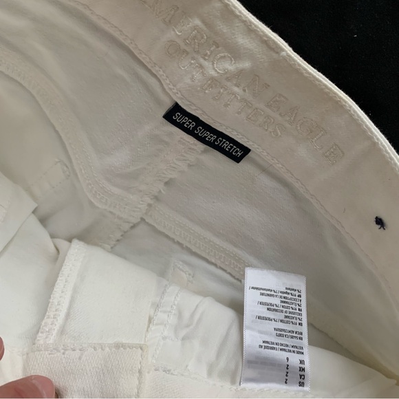 AMERICAN EAGLE OUTFITTERS SET OF 2 SHORTS IN SIZE 2 HIGH RISE WORN JUST A FEW - Picture 5 of 5